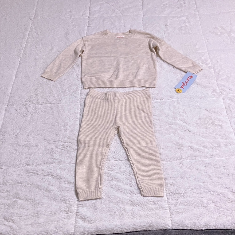 Cat & Jack Cream Kids Matching Set
